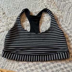 Lululemon sports bra